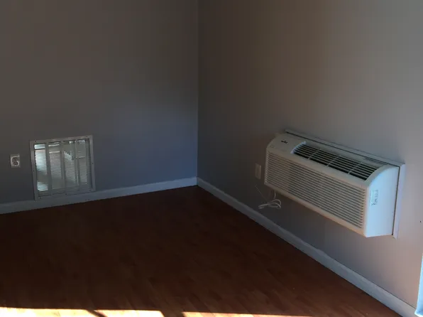 10117 Lanehart Rd, Little Rock, AR 72204