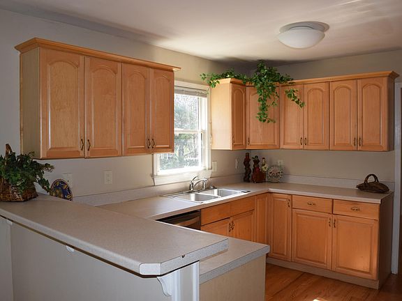 5th image of 3545 Canon Creek Dr