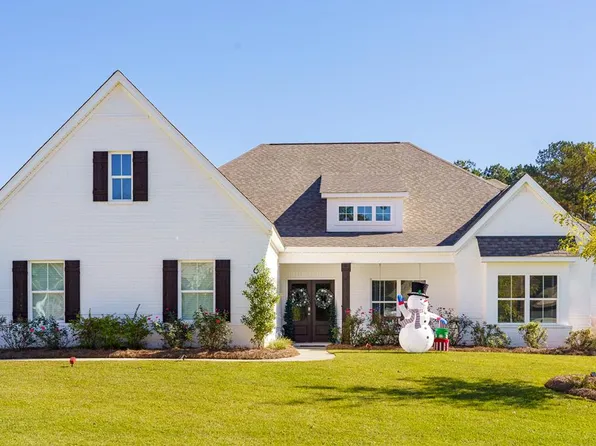646 Charleston Mills Dr, Midland City, AL 36350