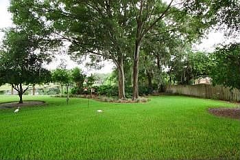 2nd image of 3204 Stoneybrook Ln