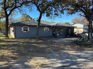 201 London Ln, Healdton, OK 73438
