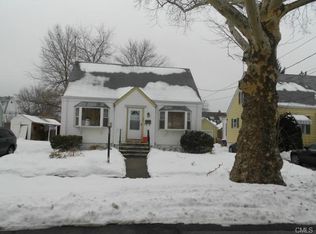 327 Alpine St, Bridgeport, CT 06610