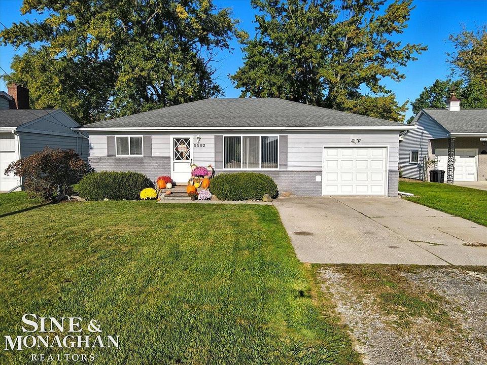 1st image of 5592 Pointe Dr