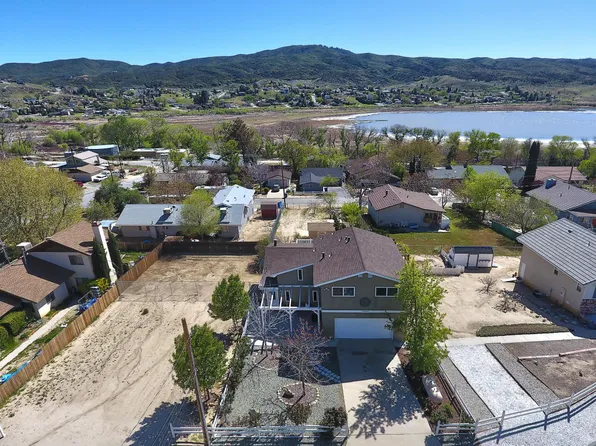 14966 Littleboy Dr, Lake Hughes, CA 93532