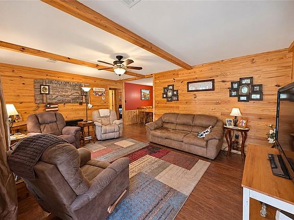 3rd image of 8445 Beechwood Loop