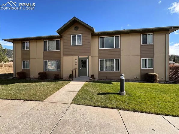 380 Paradise Cir #A4, Woodland Park, CO 80863