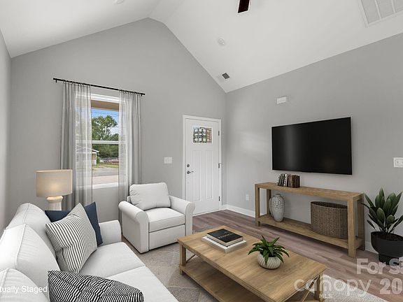 3rd image of 405 E Henderson St