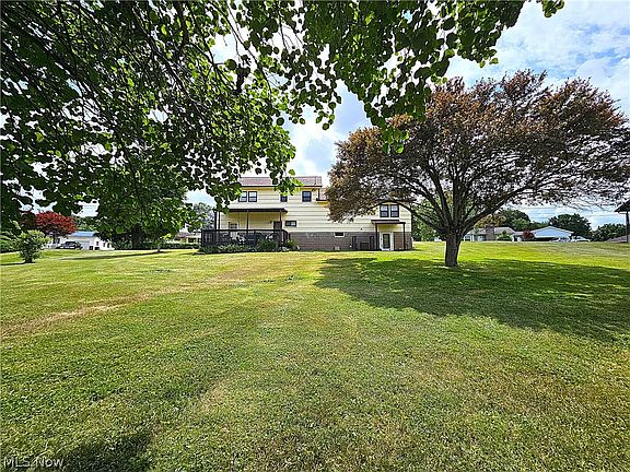 2nd image of 280 Meadow Ln