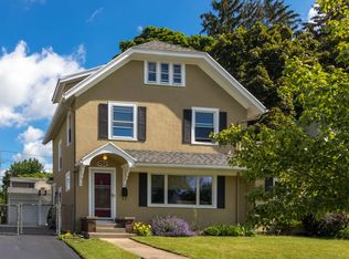 252 Brockley Rd, Rochester, NY 14609