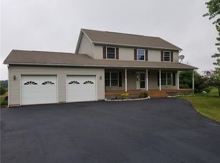 7296 McGill Rd, Harborcreek, PA 16421