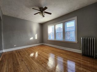 9453 S Loomis St APT 302, Chicago, IL 60620