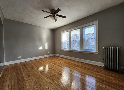 9453 S Loomis St #302 Photo 1