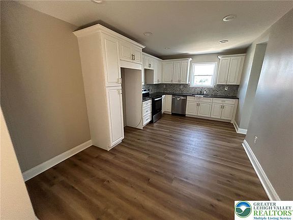 5th image of 626 N Reading Ave