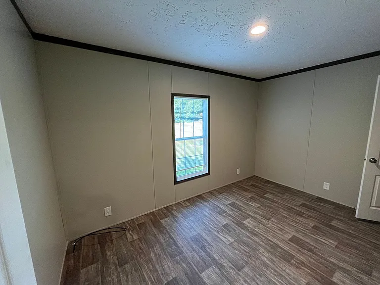 515 Tom Mann Rd — Photo 23