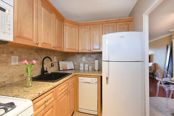 Sold by Weichert Realtors House & Home | media 27