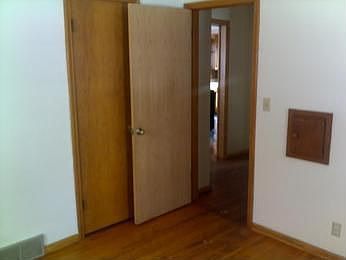 5th image of 531 Gotzian St