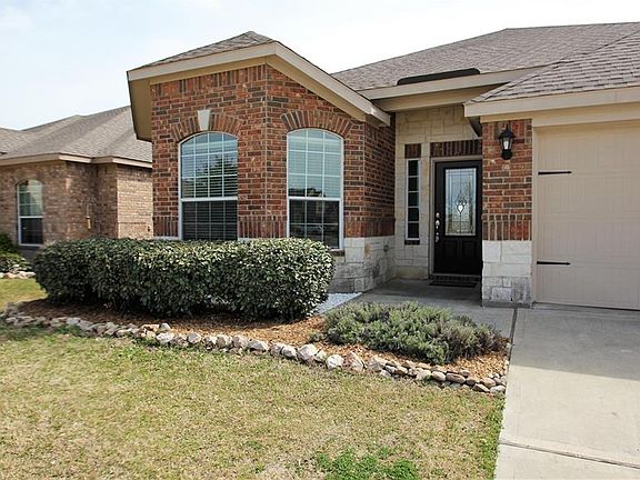 4th image of 2121 Mulberry Dr