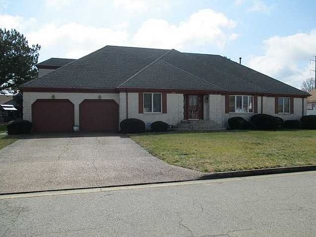 1st image of 2432 Featherbed Dr