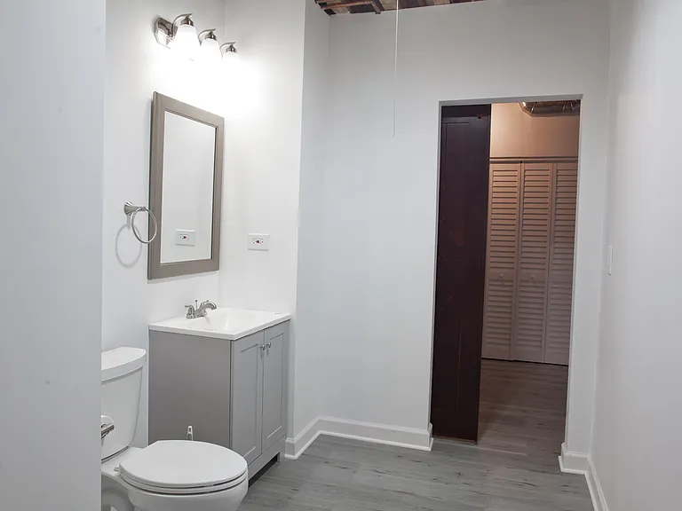 2211 Maple Hill Ct — Photo 24