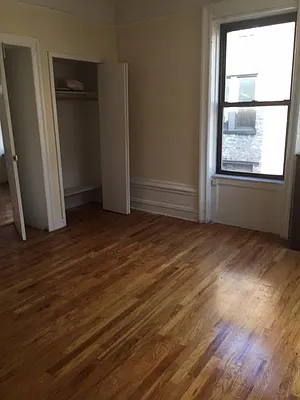 Rented by Roberto Guilbet, LREB | media 18