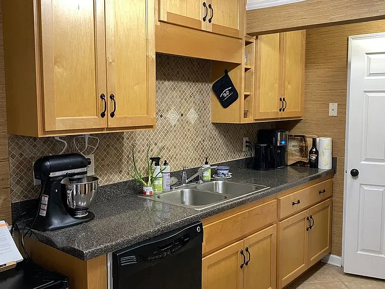 109 Tamara Ct — Photo 4