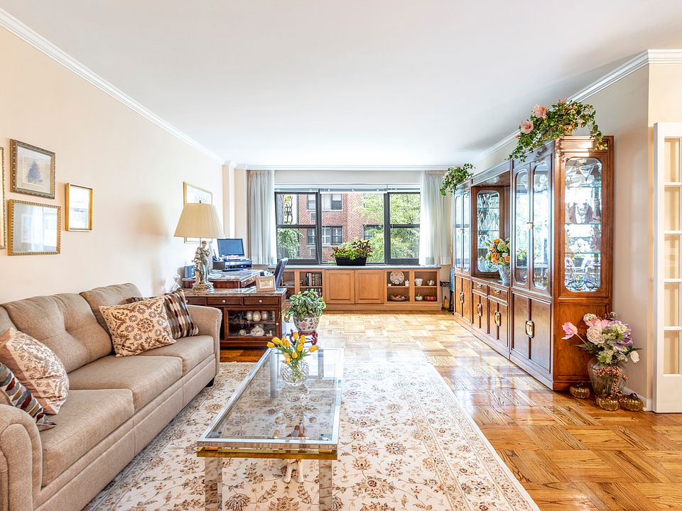 1st image of 12 Beekman Pl APT 4F