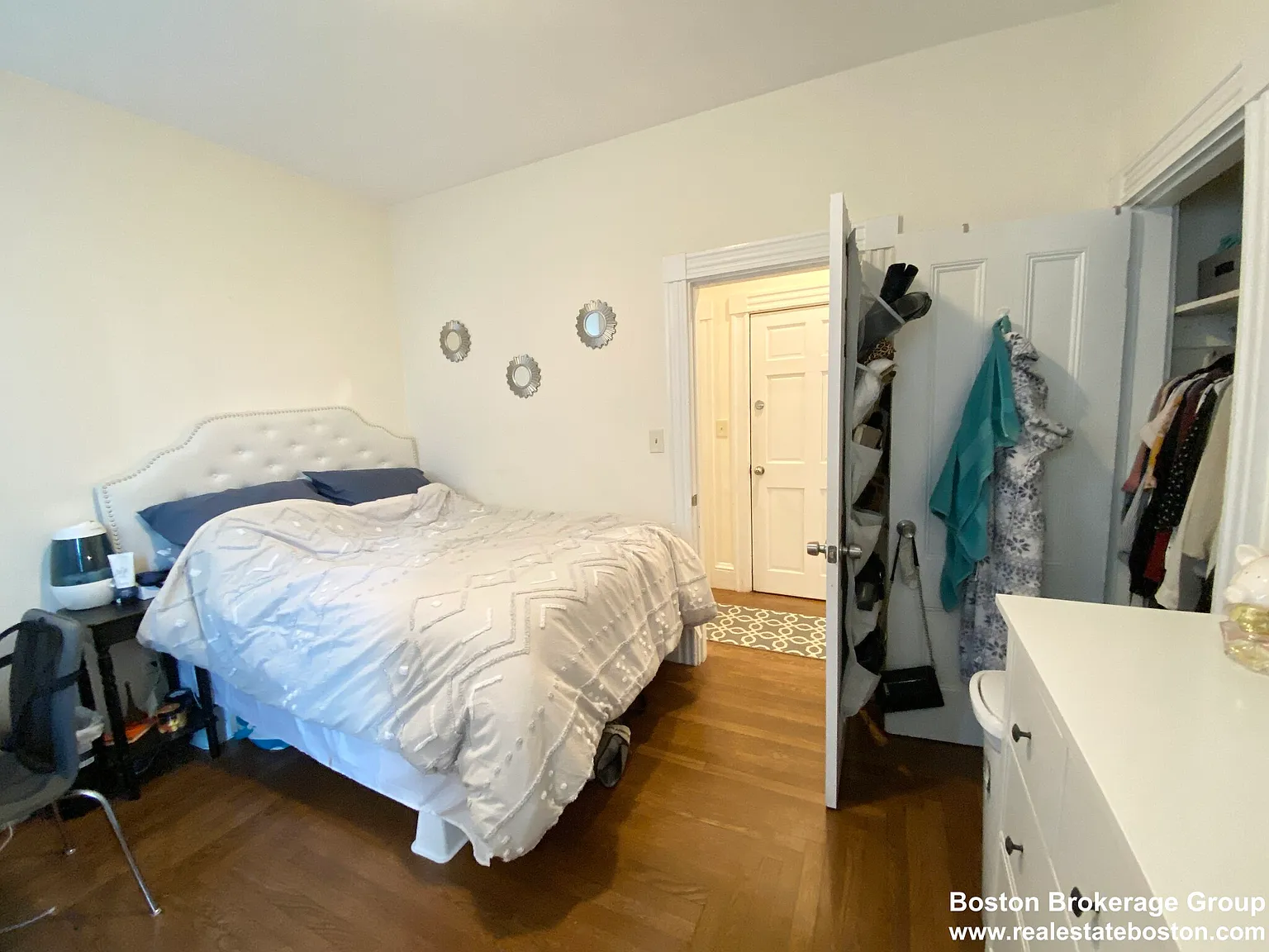 3 bed, $3,500 — Photo 3