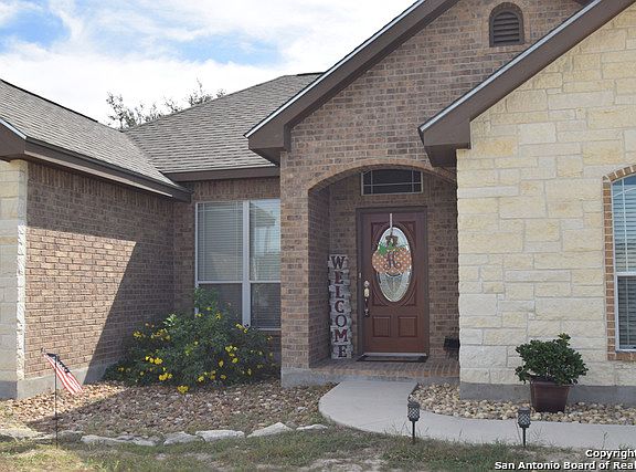 2nd image of 70 Oak Fields Dr