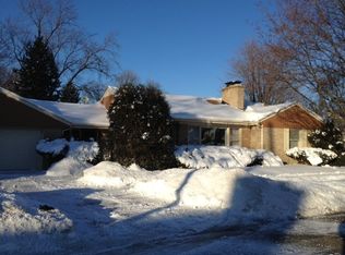 114 E Fairview St, Arlington Heights, IL 60005