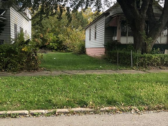 2nd image of 1313 Portland Ave