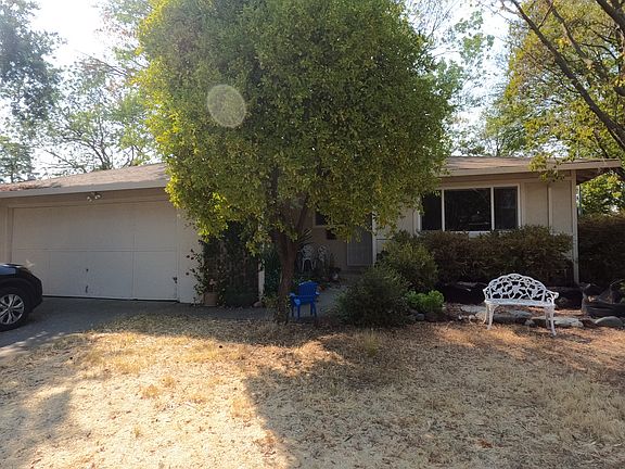 2nd image of 1419 Whittier Dr