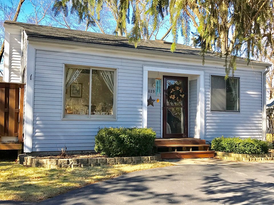 1st image of 1029 Navajo Ave