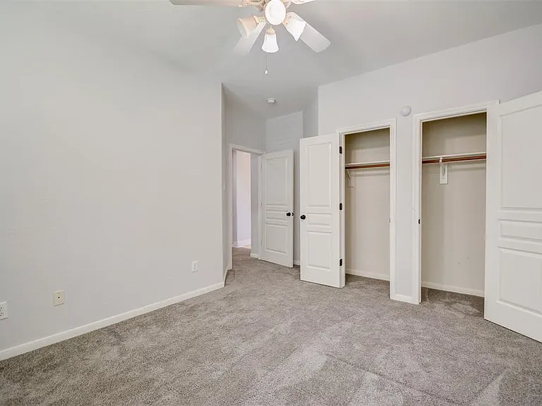 214 Spring Lakes Hvn — Photo 19