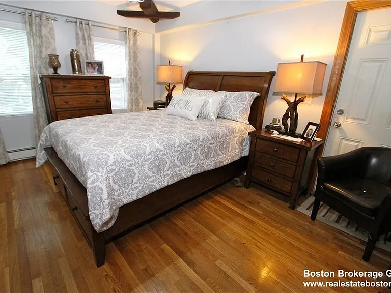 56 Crescent Ave #2 — Photo 4