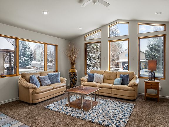 5th image of 27358 Brandon Circle