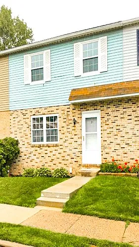 21 Evelyn Ln Photo 1