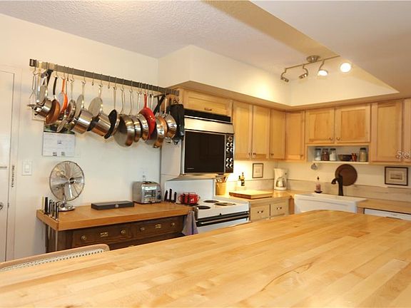 5th image of 2401 Bayshore Blvd Unit 506