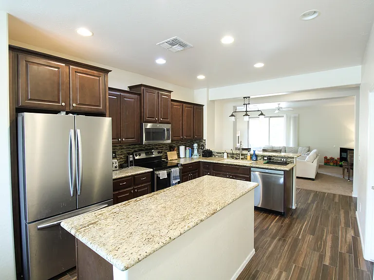 4423 E Angela Dr — Photo 9