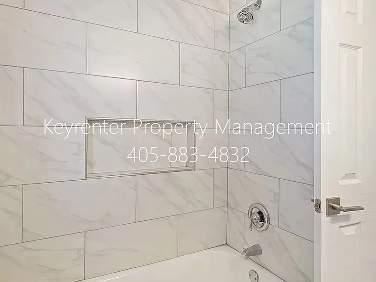3937 SW 27th Pl — Photo 21