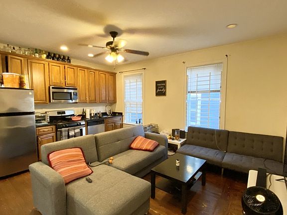 2nd image of 178 Hillside St APT 1A