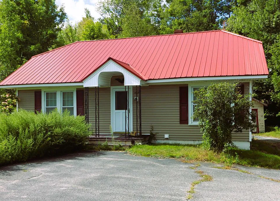 429 Main St