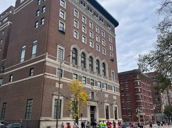 350 N Meridian St Unit 208, Indianapolis, IN 46204