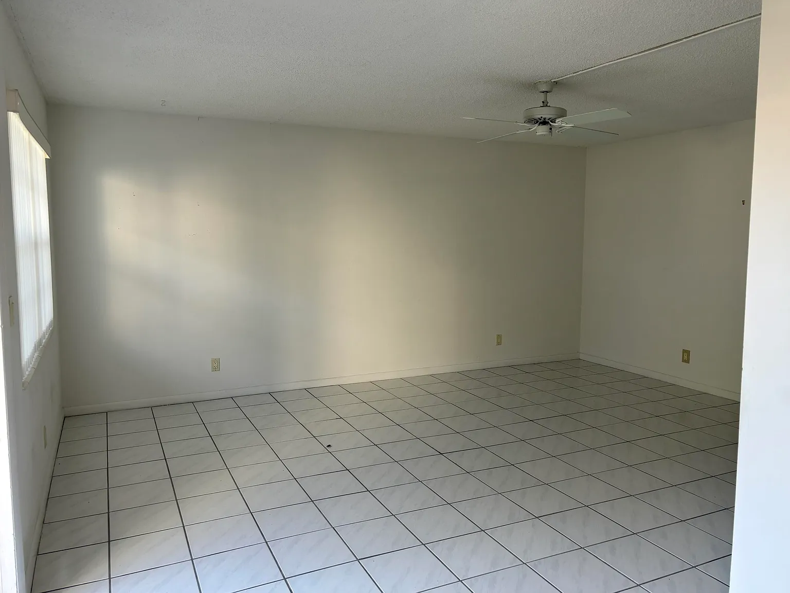 2 bed, 1.5 bath, 798 sqft, $1,600 — Photo 3