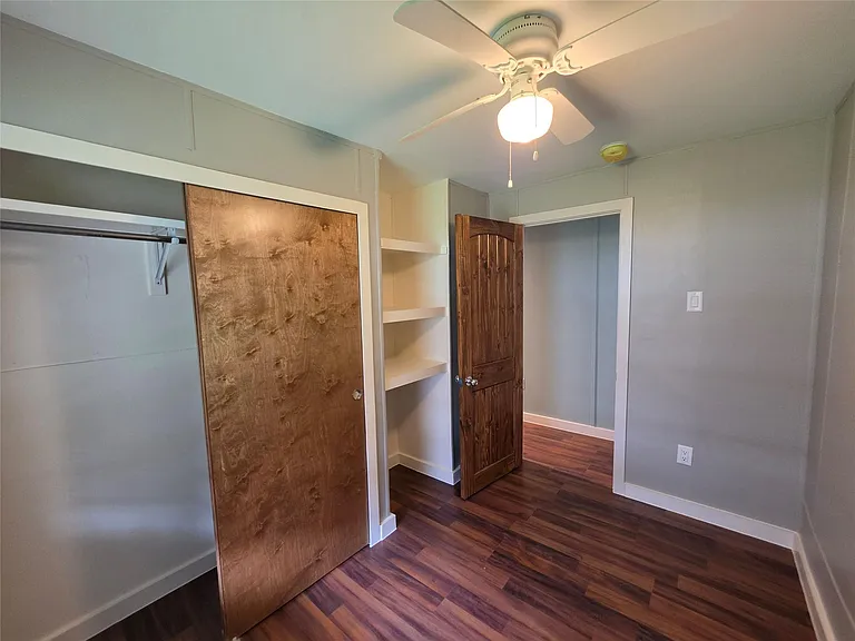 6426 W Bend St — Photo 9