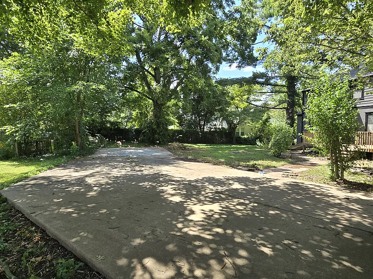 956 E Sunshine St — Photo 3