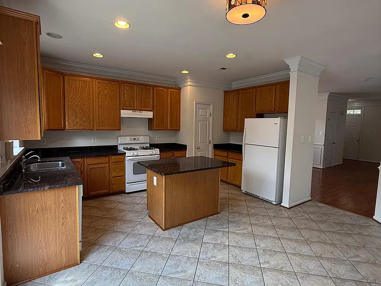 108 Davidson St — Photo 10