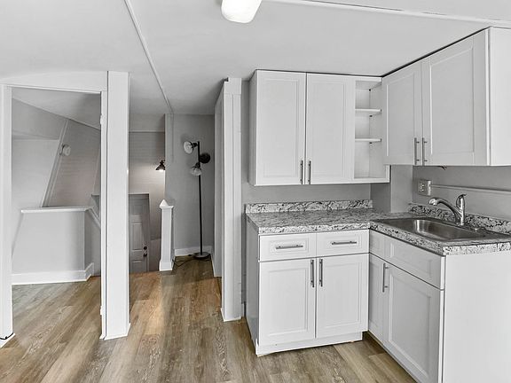 3rd image of 119 School St Unit 5