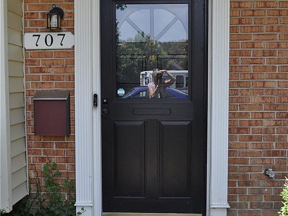 2nd image of 707 Tilden Pl