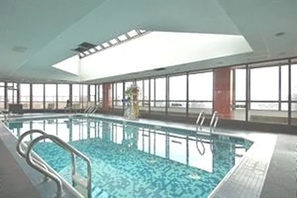 Rented by Luxury Habitat | media 57