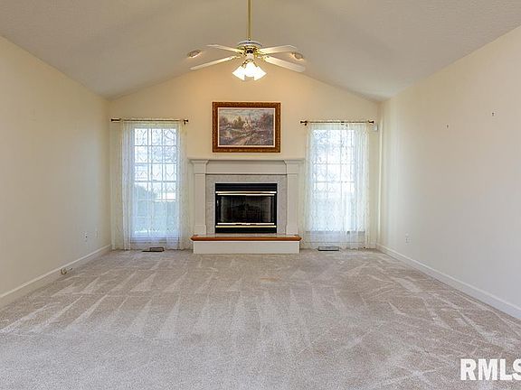 5th image of 2181 Norman Ct S